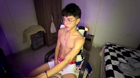 Mike Pineapple online show from October 14, 5:14 am