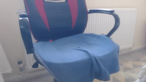 mikeburns64 online show from February 9, 11:25 am