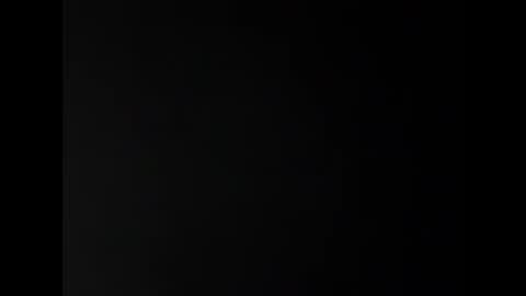 Snapshot of mikke332 chatting on December 3, 9:23 pm mikke332 online show from December 3, 9:23 pm