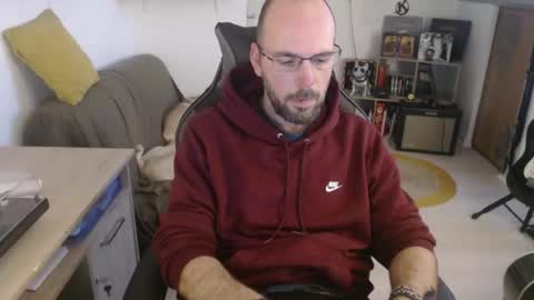 mikmik91 online show from January 7, 3:50 pm