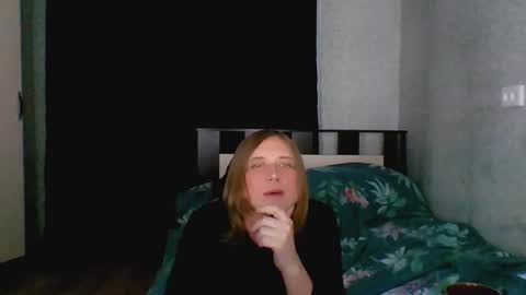 Milena- DONT FORGET TO FOLLOW ME AND GIVE ME THUMBS UP online show from October 6, 6:45 pm