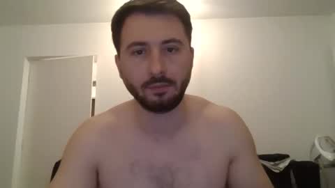 milfflover32 online show from December 17, 9:54 pm