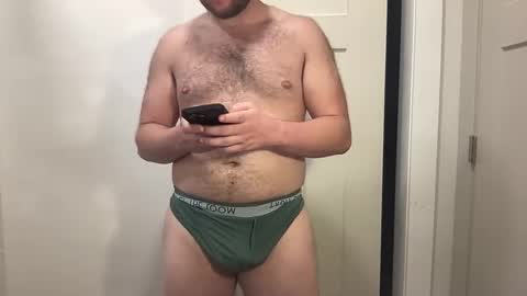 HungCollege online show from April 24, 4:37 am