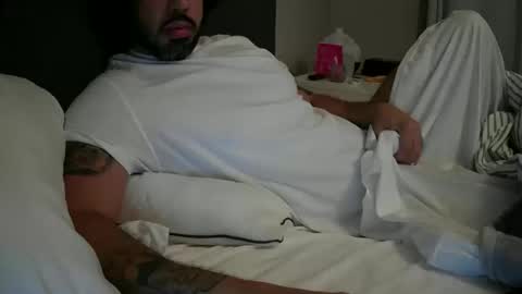 Snapshot of milfloverfl chatting on October 31, 3:08 am milfloverfl online show from October 31, 3:08 am