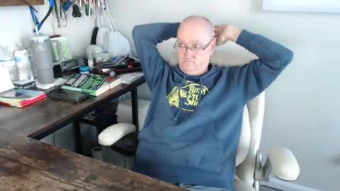 millenium0129 online show from January 9, 6:57 pm