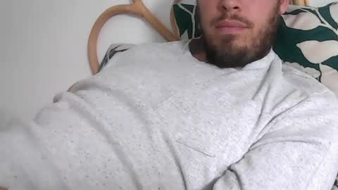 milowww1601 online show from April 13, 9:43 am