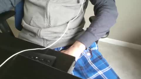 milwaukeebadger24 online show from April 1, 2:03 pm