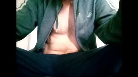 Snapshot of minaquerida chatting on October 11, 10:41 am Ll online show from October 11, 10:41 am