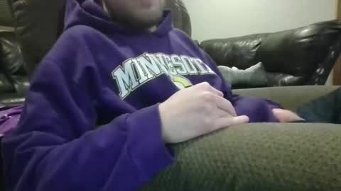 Minnesota Guy online show from April 27, 11:21 pm