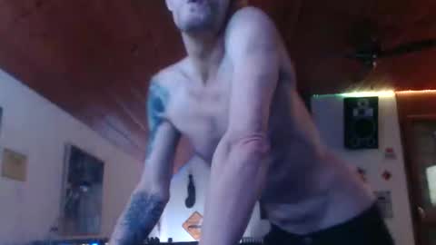 MistakenBoy online show from January 18, 3:19 am