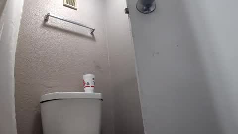 Snapshot of mister7117 chatting on September 11, 5:17 am Ayejay online show from September 11, 5:17 am