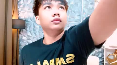 Snapshot of mister_officer chatting on February 19, 2:12 am SAINT SACHI  will make your day  online show from February 19, 2:12 am