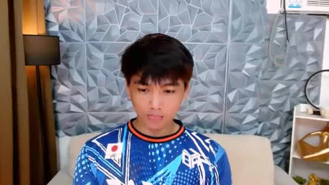 Snapshot of mister_officer chatting on March 9, 5:00 am SAINT SACHI  will make your day  online show from March 9, 5:00 am