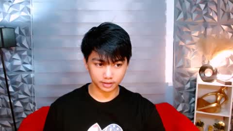 Snapshot of mister_officer chatting on December 11, 3:22 pm SAINT SACHI  will make your day  online show from December 11, 3:22 pm