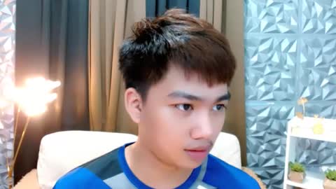 Snapshot of mister_officer chatting on October 5, 10:19 am SAINT SACHI  will make your day  online show from October 5, 10:19 am