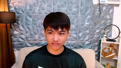 Snapshot of mister_officer chatting on February 22, 4:18 am SAINT SACHI  will make your day  online show from February 22, 4:18 am