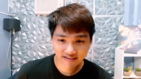 Snapshot of mister_officer chatting on October 25, 3:52 am SAINT SACHI  will make your day  online show from October 25, 3:52 am