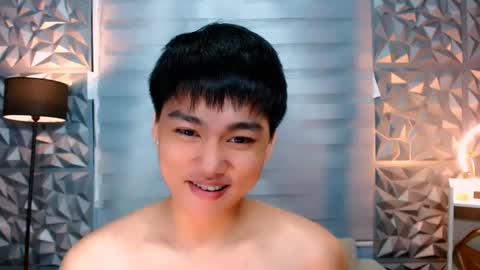 Snapshot of mister_officer chatting on January 15, 12:15 pm SAINT SACHI  will make your day  online show from January 15, 12:15 pm