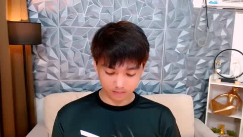 Snapshot of mister_officer chatting on March 3, 6:45 am SAINT SACHI  will make your day  online show from March 3, 6:45 am