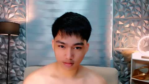 Snapshot of mister_officer chatting on December 22, 2:27 pm SAINT SACHI  will make your day  online show from December 22, 2:27 pm