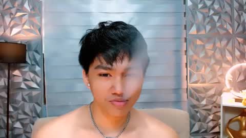 Snapshot of mister_officer chatting on January 31, 12:18 pm SAINT SACHI  will make your day  online show from January 31, 12:18 pm