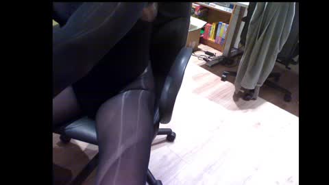 misterbobbyxx online show from December 22, 10:58 pm