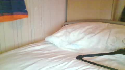 mitta93 online show from December 12, 6:42 pm