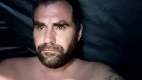 hey whats up new here online show from May 16, 4:38 pm