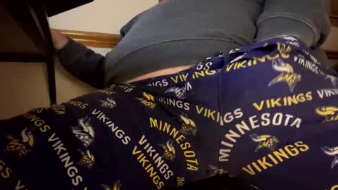 mnguy19726969 online show from November 3, 5:00 am