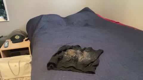 MNTuiLa online show from March 26, 1:15 pm