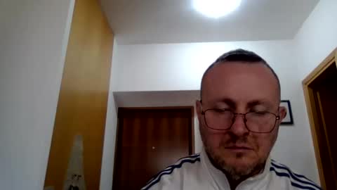 modesto1969 online show from March 24, 11:15 am