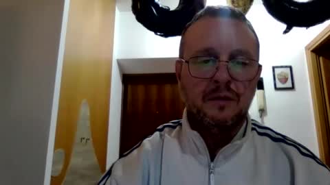 modesto1969 online show from December 18, 9:33 pm