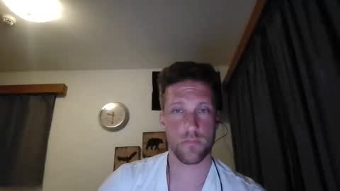 moms_little_monster online show from October 12, 7:30 pm