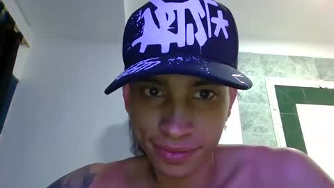 monkeyd_66 online show from December 7, 4:42 am