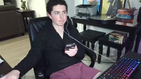 moonlighter7 online show from March 26, 12:15 am