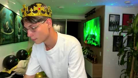   online show from March 29, 2:23 am