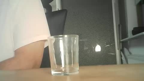 Snapshot of morris_01 chatting on March 6, 10:15 pm Morris online show from March 6, 10:15 pm