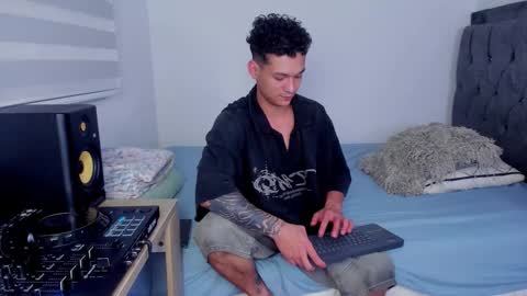 Morthy online show from December 21, 1:24 am