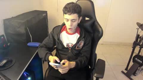 Andy online show from February 18, 6:28 pm