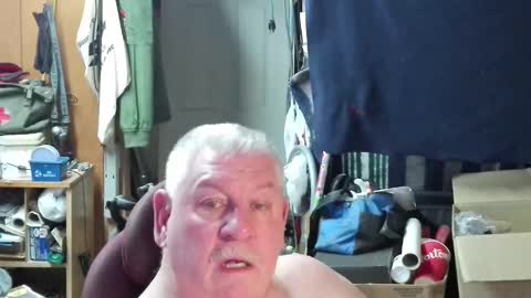 mr_canoe_licker_69 online show from February 22, 10:48 pm