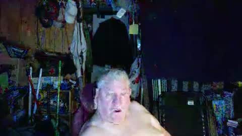 mr_canoe_licker_69 online show from December 28, 11:52 am