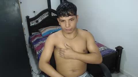 Snapshot of mr_cock_28 chatting on February 1, 5:39 am mr_cock_28 online show from February 1, 5:39 am