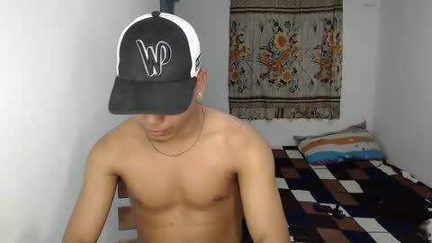 Snapshot of mr_cock_28 chatting on January 26, 4:51 am mr_cock_28 online show from January 26, 4:51 am
