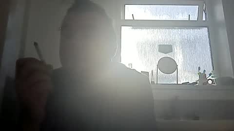 Snapshot of mr_i_ chatting on January 31, 10:42 am mr_i_ online show from January 31, 10:42 am