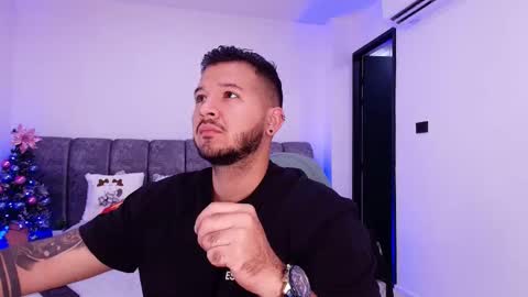 MIKEE online show from December 14, 3:02 am