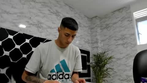 Mr Porn  online show from June 11, 12:32 am