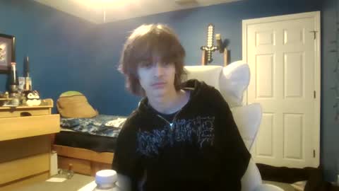 A online show from March 1, 12:28 am