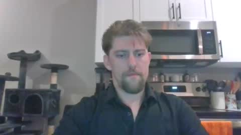 Snapshot of mrcumfixit chatting on October 10, 4:50 am mrcumfixit online show from October 10, 4:50 am