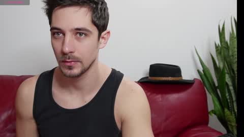 juan luis online show from January 2, 7:33 am