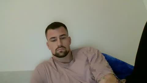 mrhornyy12113 online show from March 4, 4:14 pm